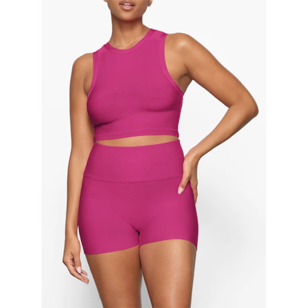 NWT SKIMS SWIM KNIT MID WAIST SHORTS IN MAGENTA